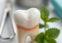 Płytka nazębna – co musisz wiedzieć o jej powstawaniu i skutkach